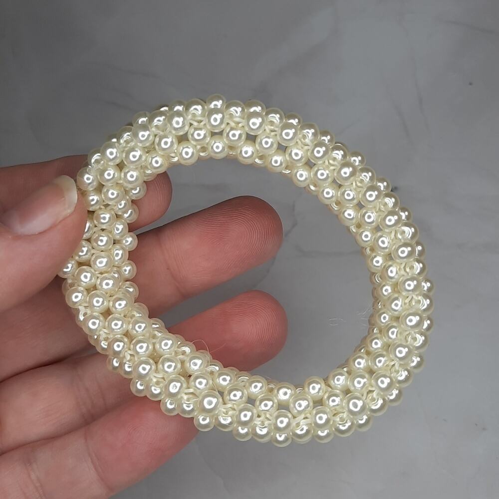 Faux Pearl Beaded  Stretch Bangle Bracelet - Picture 4 of 7